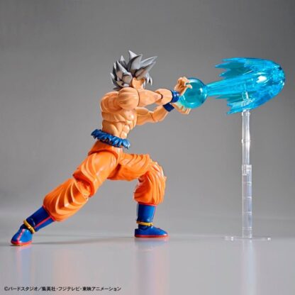 Goku Super Saiyan Figure